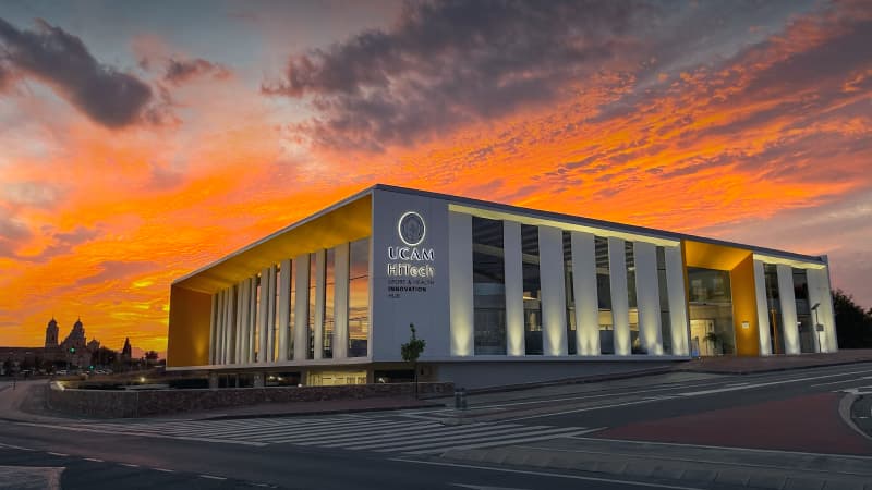 Featured image published on the official UCAM website.